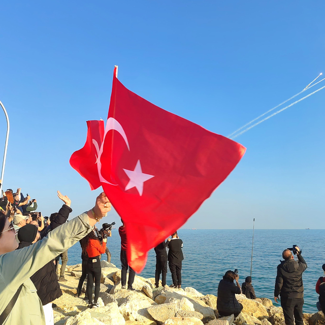 Mersin'de SOLOTÜRK gösterisi