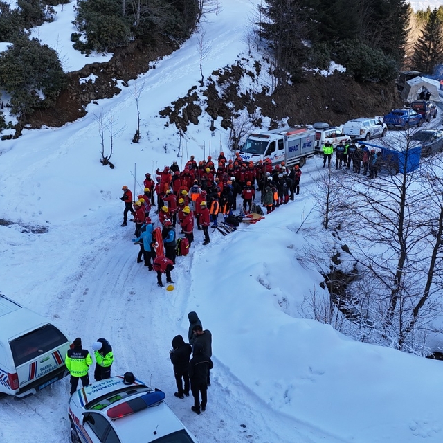 Giresun'da çığ tatbikatı yapıldı