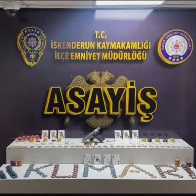 Hatay'da kumar oynayan 14 kişiye 129 bin 374 lira ceza kesildi