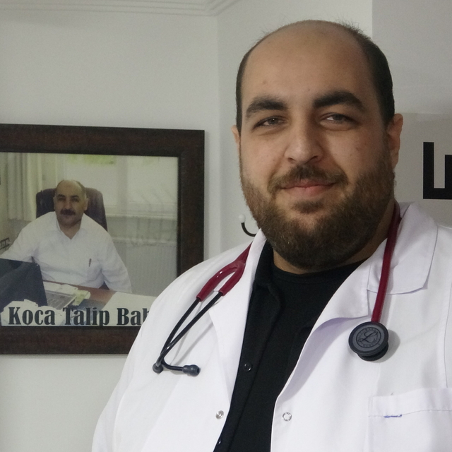 Babasının adını taşıyan aile sağlığı merkezinde hekim oldu