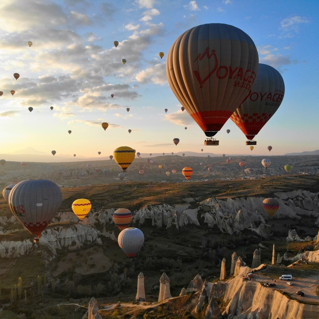 Sıcak hava balon uçuşlarında yolcu sayısı rekoru kırıldı