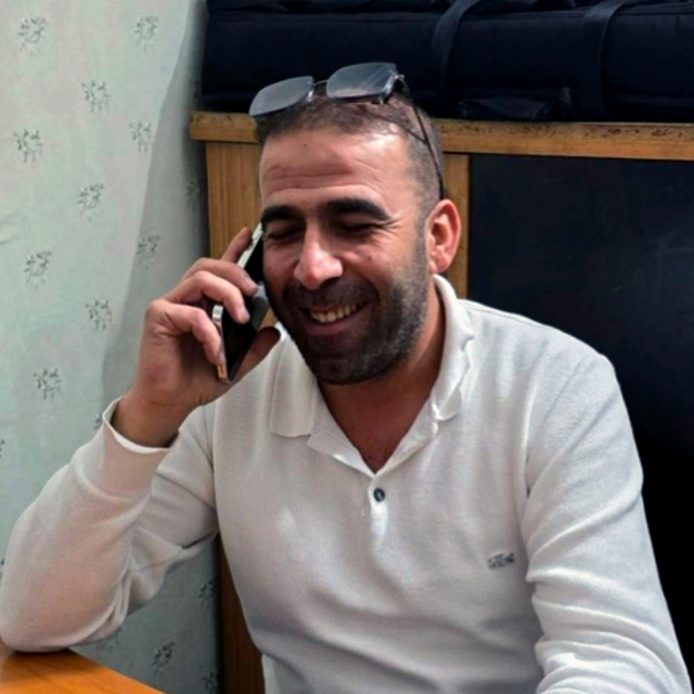 Kendisini bıçaklayan husumetlisini başından tabanca ile vurarak öldürdü