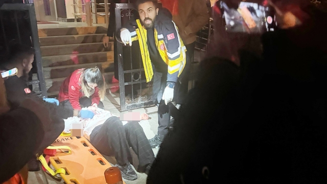 Eski eşi 13 yerinden bıçaklamıştı; kafatası kemiği iyileşmesi için karnına yerleştirildi