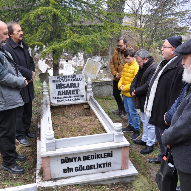 "Kütahya türkülerinin babası" Hisarlı Ahmet, mezarı başında anıldı