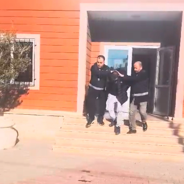 Tekirdağ'da  20 suç kaydı ve 12 yıl hapis cezası bulunan hükümlü yakalandı