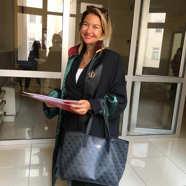 Hamile öğretmeni işten çıkaran koleje 'ayrımcılık tazminatı' cezası