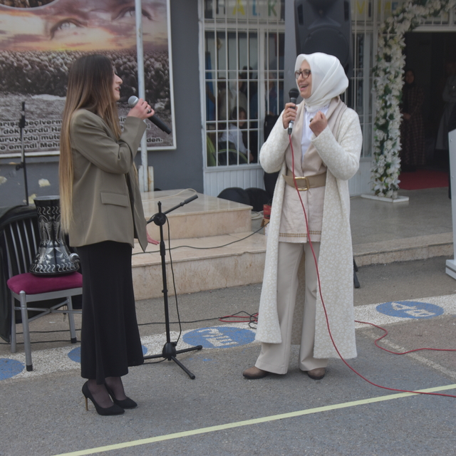 Mersin İl Milli Eğitim Müdürü Durmuş, Bozyazı'da temaslarda bulundu