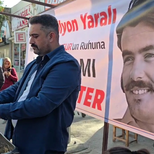 Ferdi Tayfur'un memleketinde helva dağıtıldı