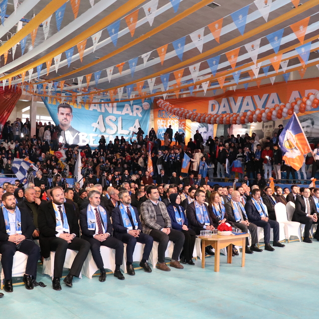 Milli Eğitim Bakanı Tekin, AK Parti Erzurum İl Gençlik Kolları 7. Olağan Ko...