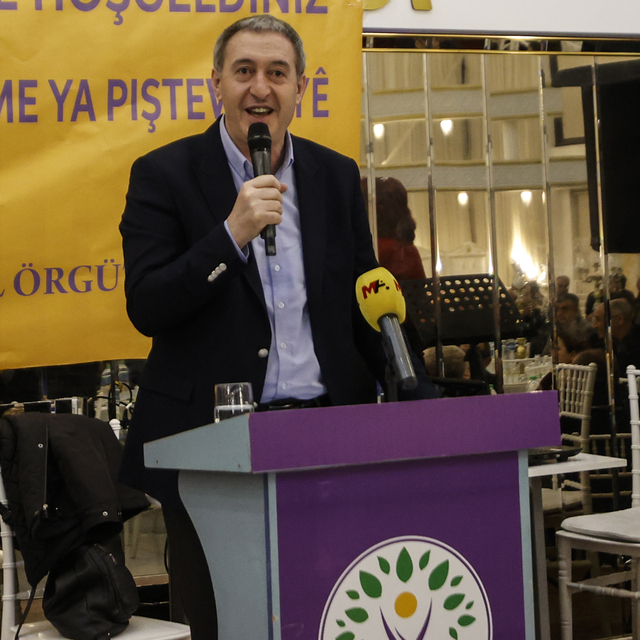 DEM Parti Eş Genel Başkanı Bakırhan, Mersin'de dayanışma yemeğine katıldı