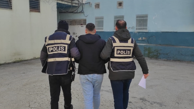 Kastamonu'da kesinleşmiş hapis cezaları bulunan 4 firari yakalandı