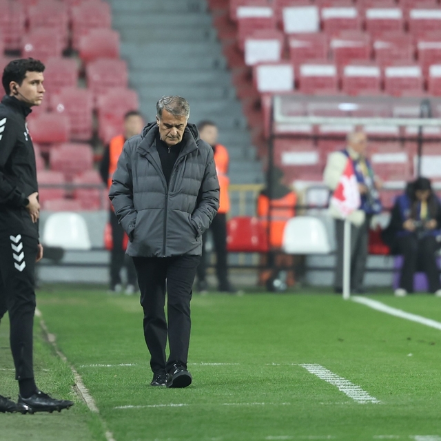 Trabzonspor'da kan kaybı sürüyor