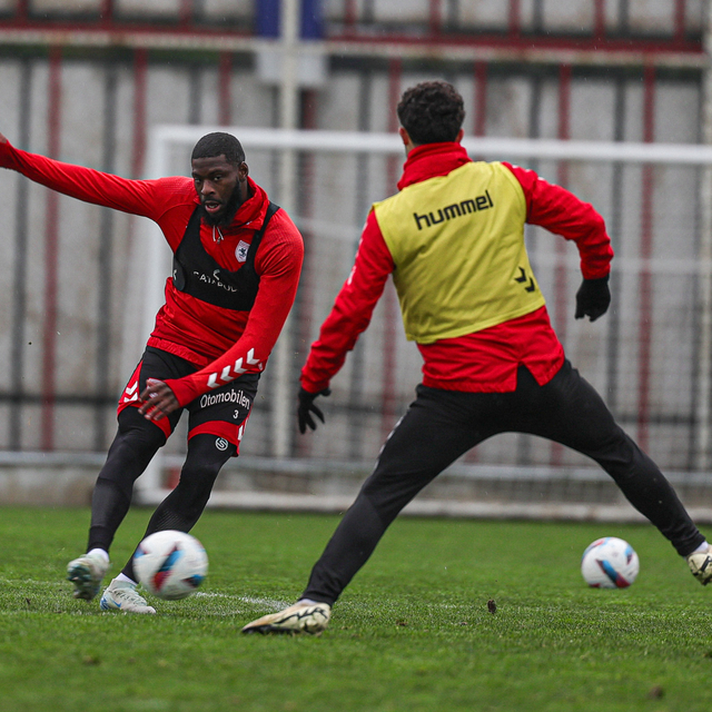 Reeder Samsunspor, Bellona Kayserispor maçının hazırlıklarına ara vermeden...