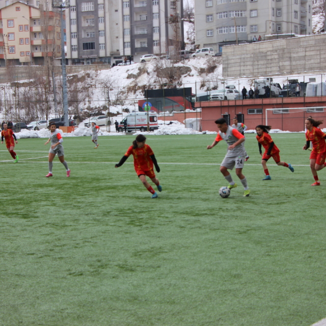 Yüksekova Spor Kulübü galibiyet serisini sürdürdü
