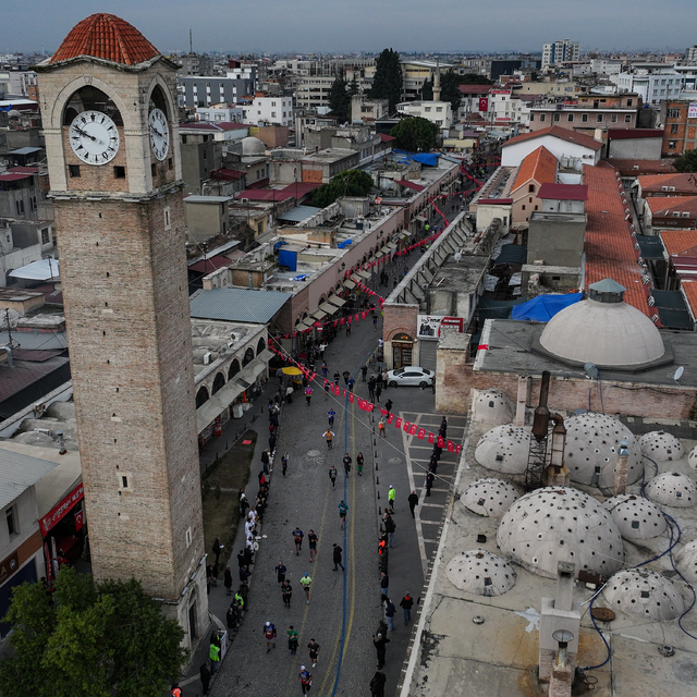 Uluslararası Adana Kurtuluş Yarı Maratonu koşuldu
