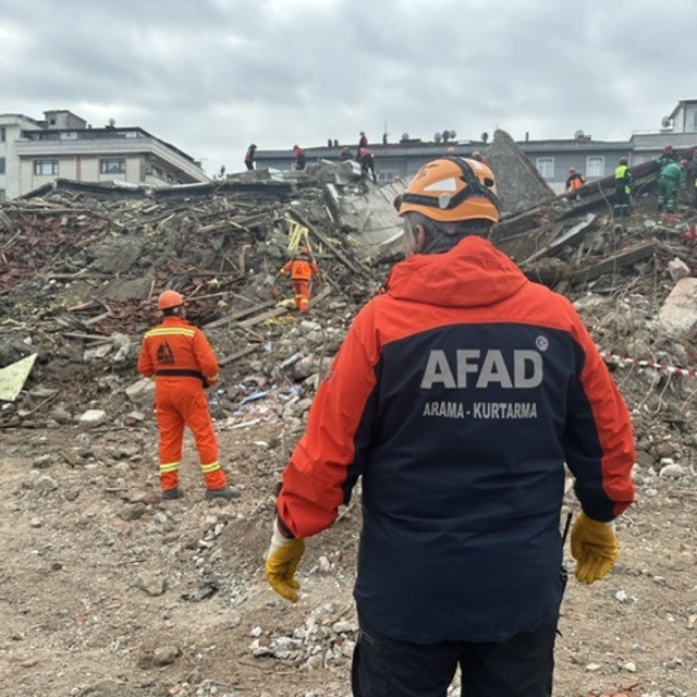 Yalova'da 350 kişilik arama- kurtarma ekibiyle deprem tatbikatı