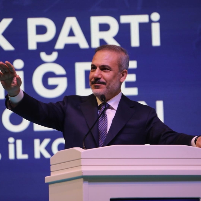 Bakan Fidan: Yaptırımlar kalksın, Suriye'nin altyapısı yeniden kurulsun diy...