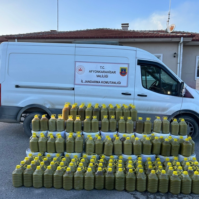 Afyonkarahisar'da 980 ton tağşişli zeytinyağı ele geçirildi