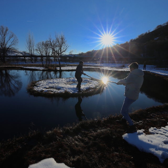 Bingöl'deki yüzen adalar dört mevsim doğaseverleri ağırlıyor
