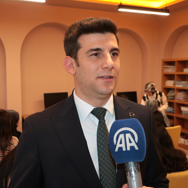 Kırsaldaki dezavantajlı kızlar, gönüllü öğretmenlerle üniversite sınavına h...