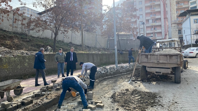 Sason Belediye Başkanı Demir yol bakım ve onarım çalışmalarını inceledi