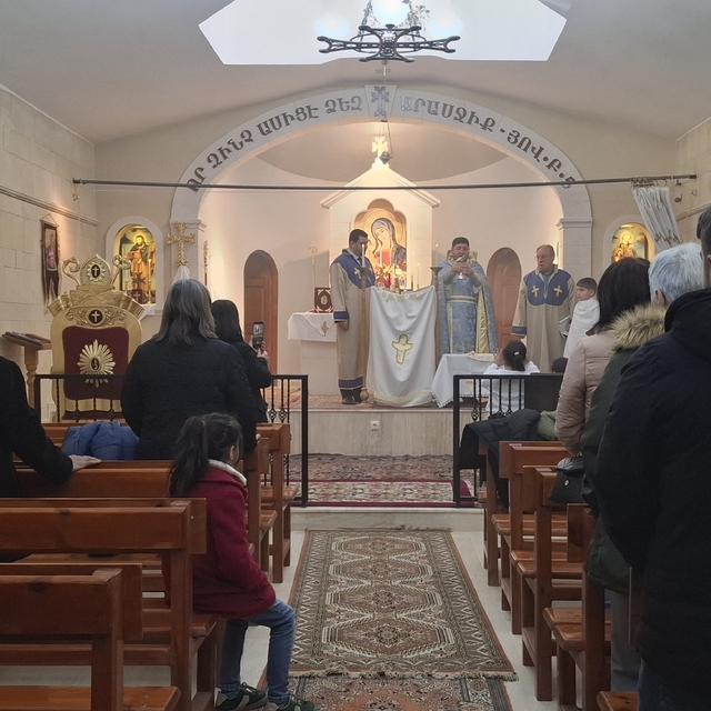 Türkiye'nin tek Ermeni mahallesinde Noel ayini