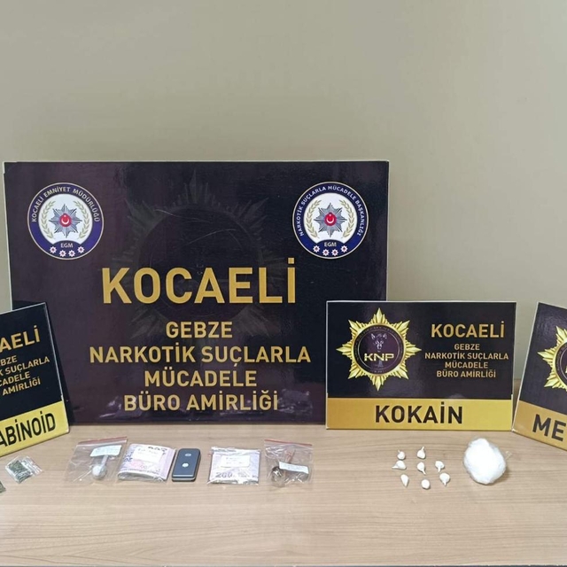 Kocaeli'de uyuşturucu operasyonunda 3 zanlı tutuklandı