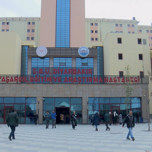 Diyarbakır'da 14 il ve yurt dışına hizmet veren yanık merkezinde 2024'te 5...