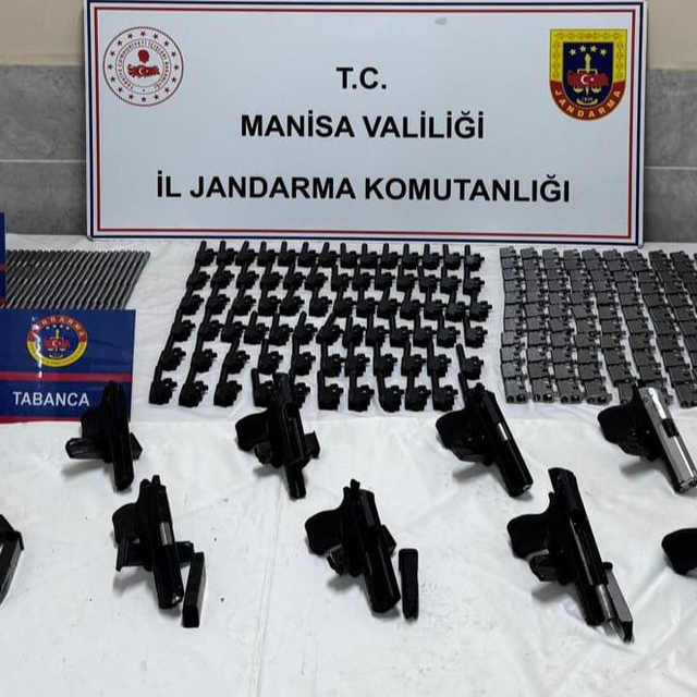 Manisa'da suç örgütü operasyonunda 5 şüpheli yakalandı