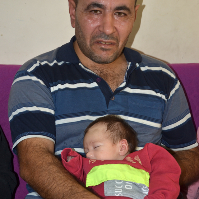 Dünyaya gelen oğluna 'Ferdi Tayfur' adını verdi