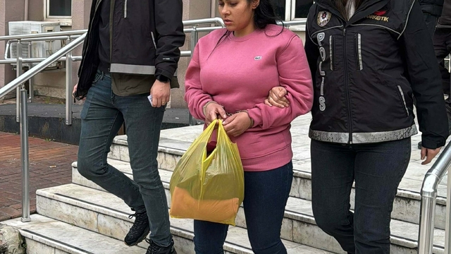 Aydın'da uyuşturucuyla yakalanan 2 şüpheliden 1'i tutuklandı