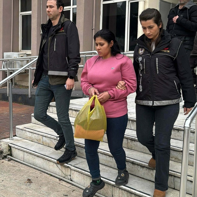 Aydın'da uyuşturucuyla yakalanan 2 şüpheliden 1'i tutuklandı