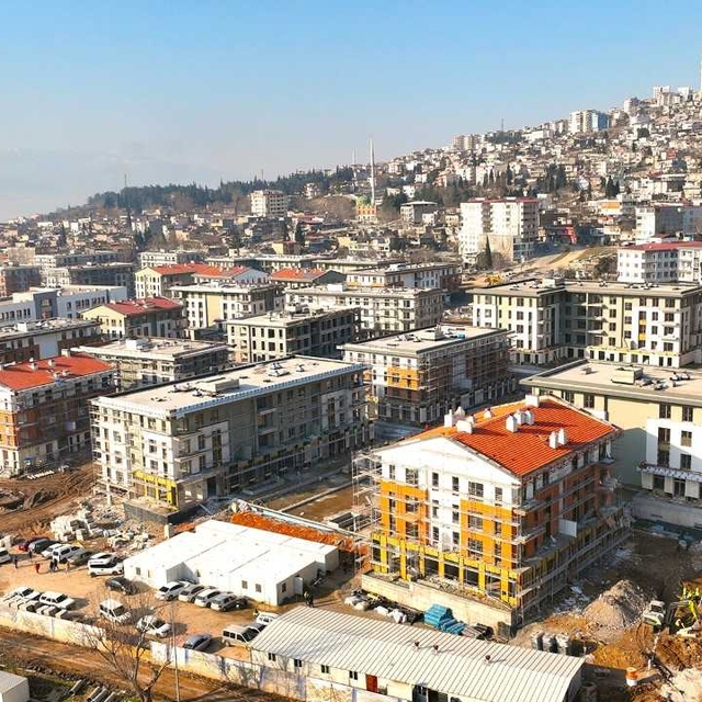 Kahramanmaraş'ta "Kentsel Tasarım Projesi" kapsamında inşa edilen konutlar...