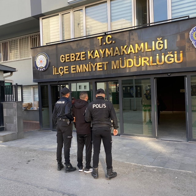 Kocaeli'de kesinleşmiş hapis cezası bulunan 5 hükümlü yakalandı