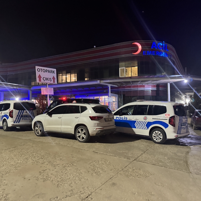 Afyonkarahisar'da kantin çalışanı kadını öldüren kişi, intihara teşebbüs et...