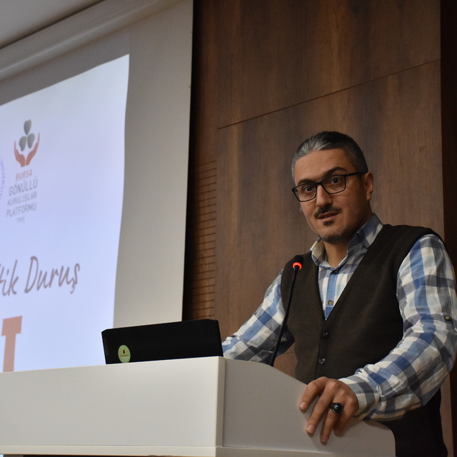 Bursa Teknik Üniversitesinde "Modern Dünyadaki Etik Duruş: Boykot" konferan...