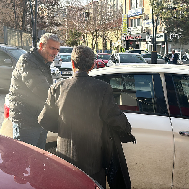 Bankacının dikkati sayesinde dolandırılmaktan son anda kurtuldu