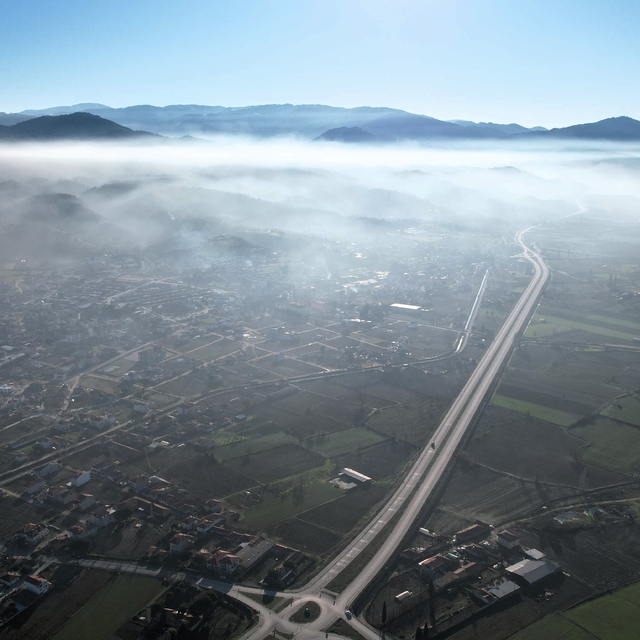 Balıkesir'de sis etkili oldu