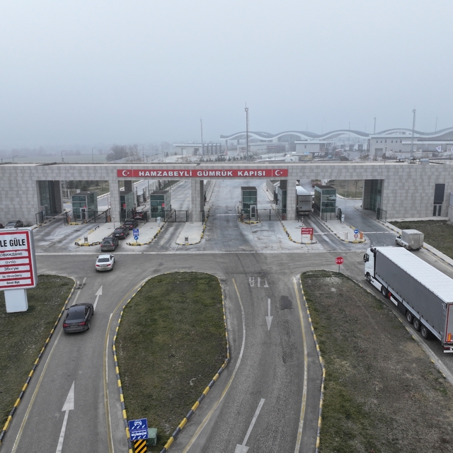 Hamzabeyli 2024'te tır geçişleriyle Kapıkule'ye alternatif oluyor