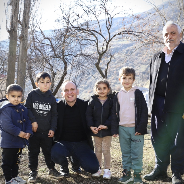 Şemdinli Kaymakamı Akpınar, köy ziyaretlerine devam ediyor