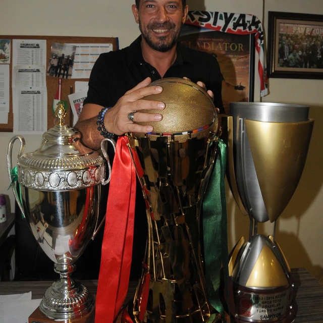 Karşıyaka'da Sarıca'ya veda