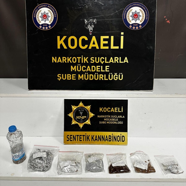 Kocaeli'de uyuşturucu operasyonunda yakalanan 5 zanlı tutuklandı