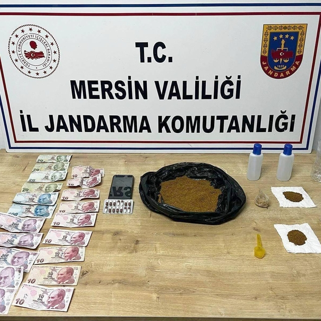 Mersin'de uyuşturucu operasyonunda 2 zanlı yakalandı