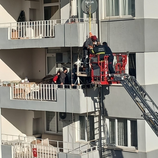 Güvenlik halatı sayesinde ölümden döndü