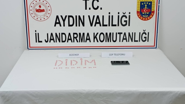 Didim'de uyuşturucu hapla yakalanan 2 şüpheli tutuklandı