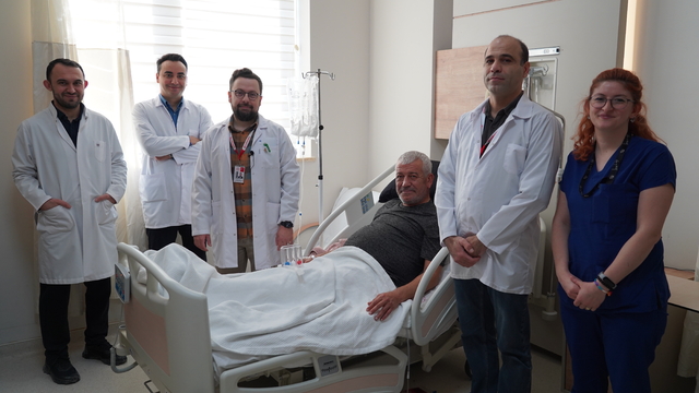 Kalın bağırsak kanseri hasta, Bilecik'te kapalı cerrahiyle sağlığına kavuştu