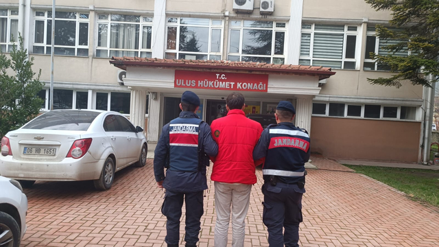 Bartın'da 58 yıl 4 ay kesinleşmiş hapis cezasıyla aranan kişi yakalandı