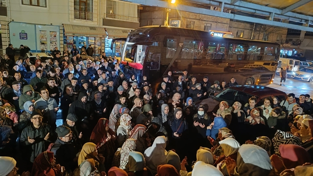 Beypazarı'nda umre kafilesi dualarla uğurlandı