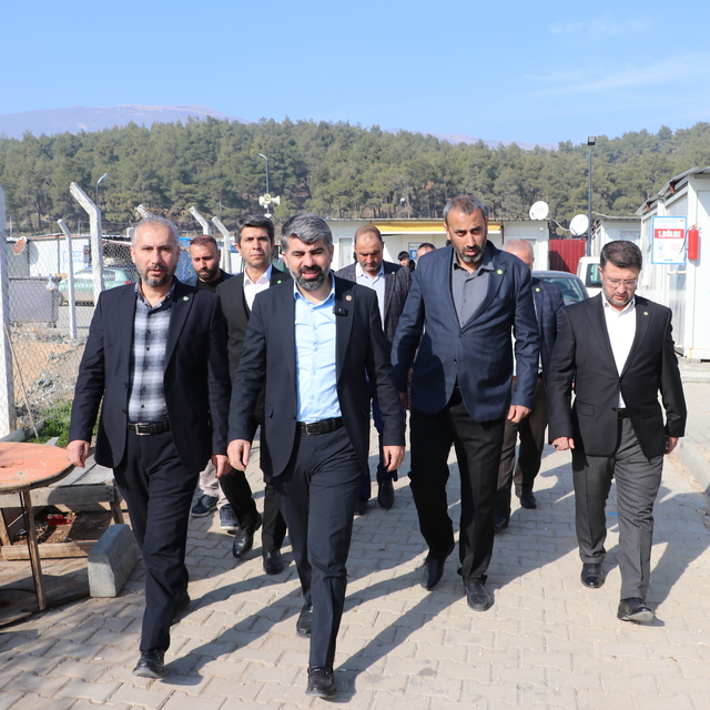 HÜDA PAR Deprem Bölgesi Araştırma Komisyonu heyeti, Hatay'da ziyaretlerini...