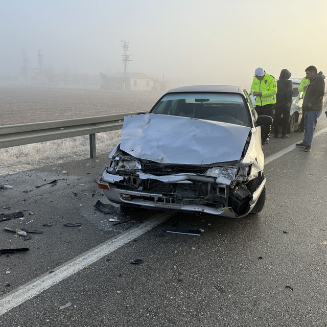 Karaman'da zincirleme trafik kazasında 7 kişi yaralandı